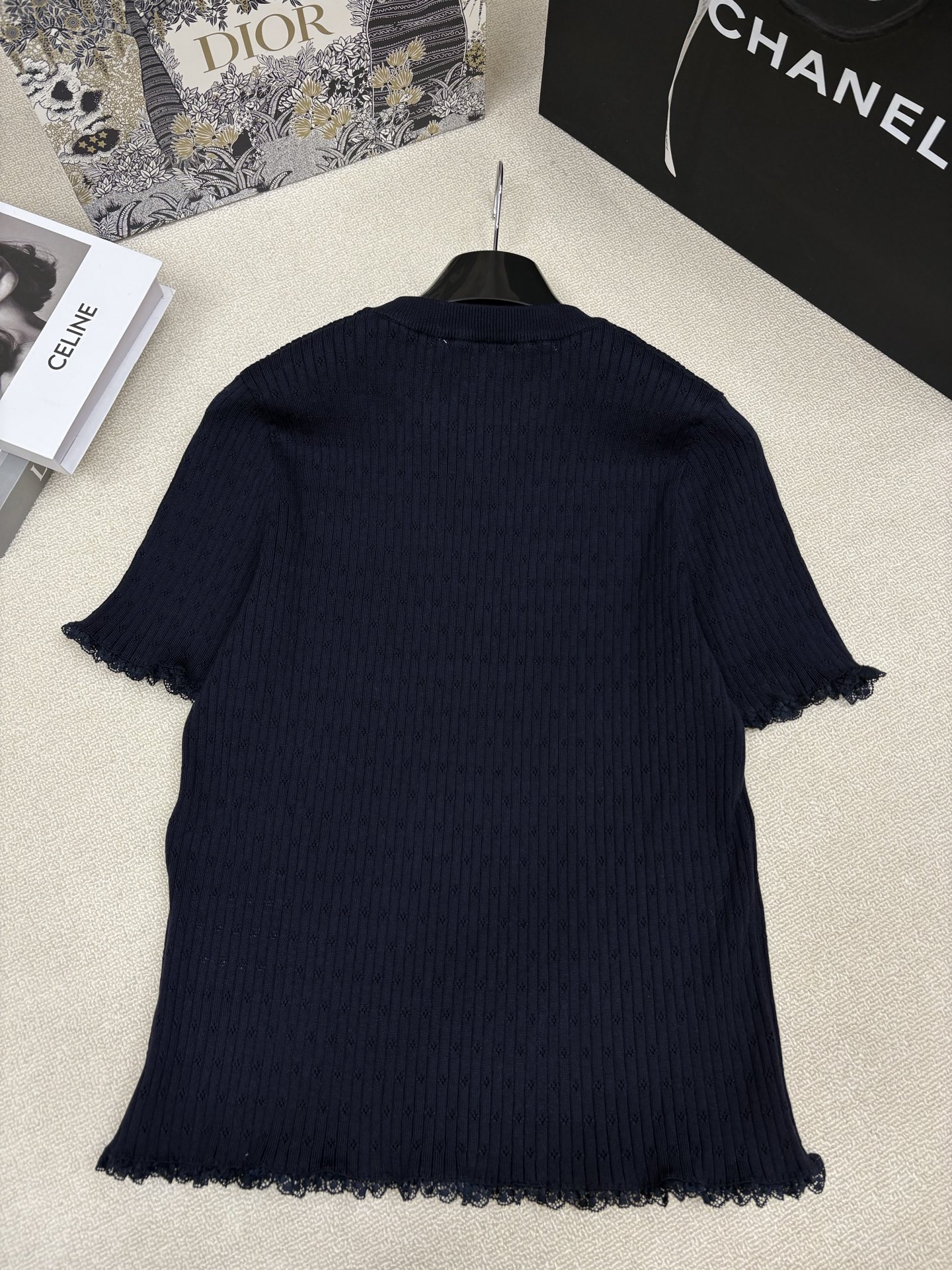 Women's short sleeves